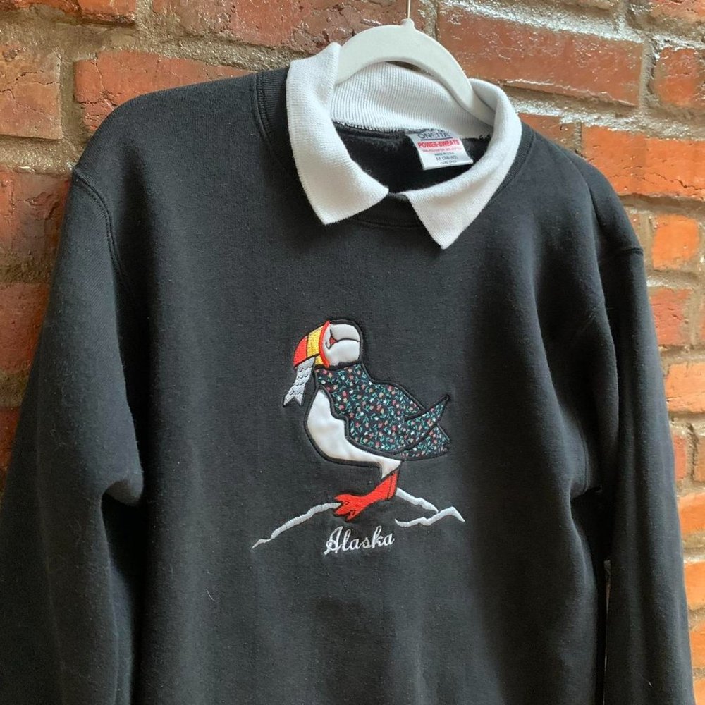 Vintage Adorable Puffin Novelty Sweatshirt - Picture 2 of 4